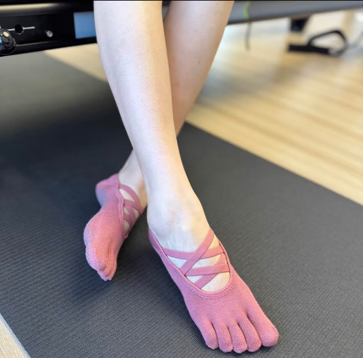 Ballet Cross Grip Toe Socks